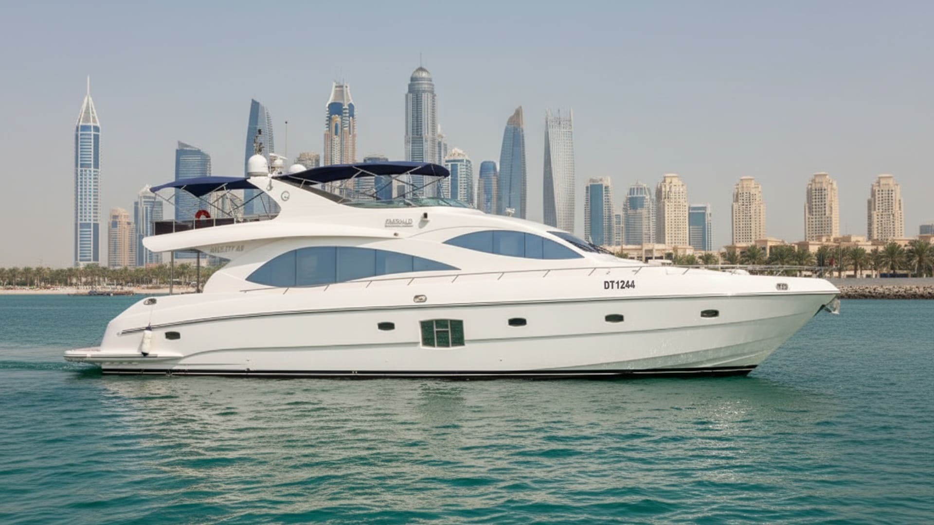 Sapphire Adventurer 88 ft yacht charter Dubai