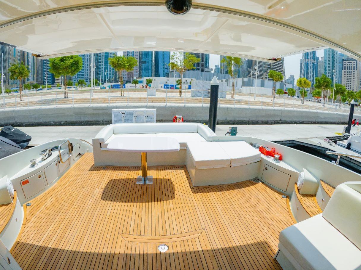 Foto 8: Azimut Sura