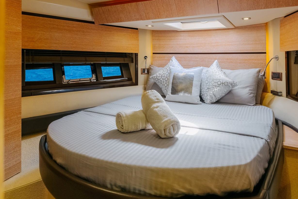 Foto 8: Azimut No Regrets