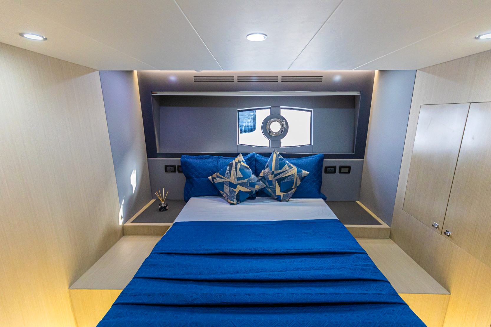 Foto 2: Sky Walker Axa