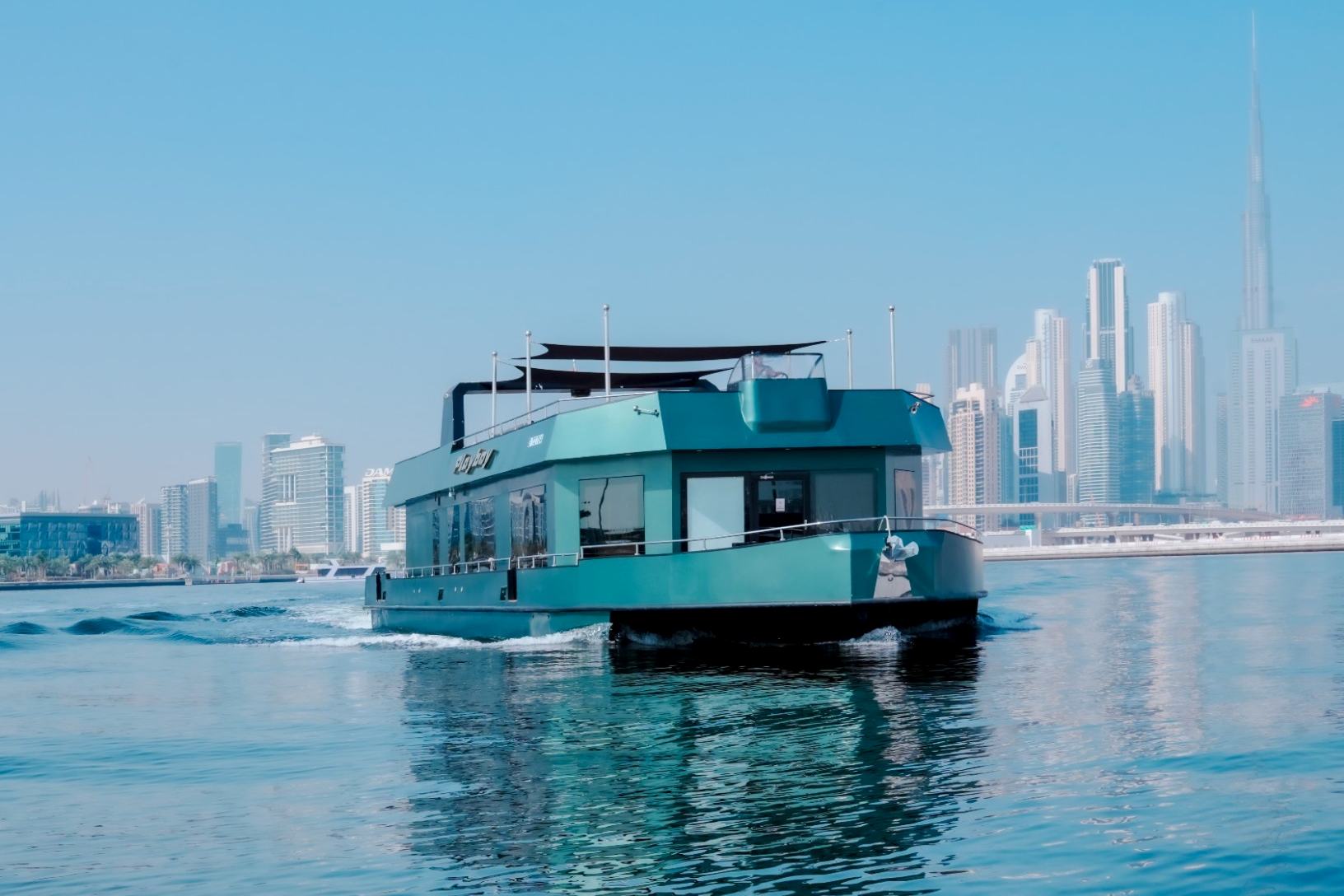 Foto 9: Play Boy Houseboat