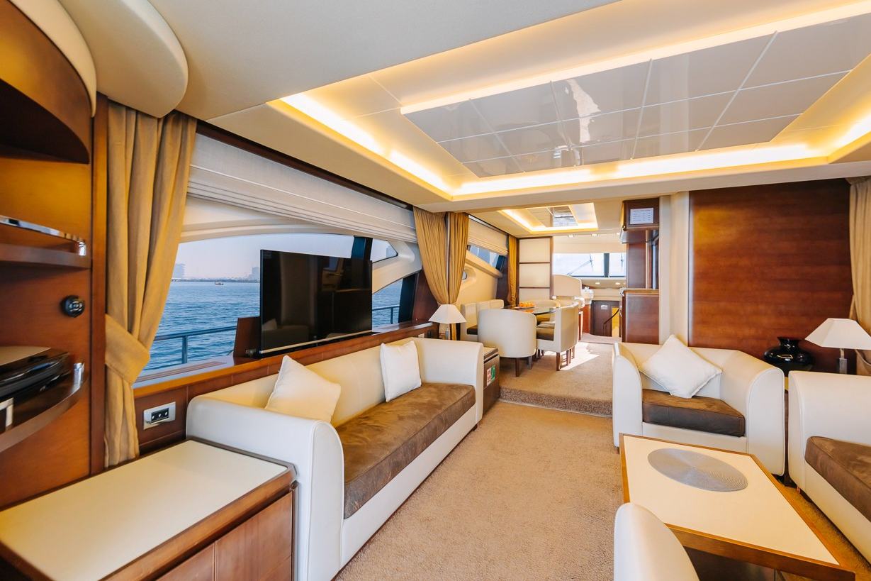 Foto 9: Azimut Viktoria