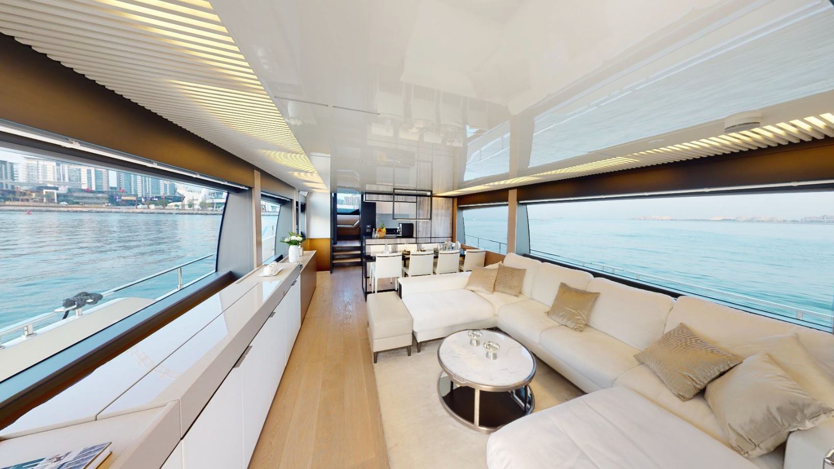 Foto 16: Ferretti 78 Fuß