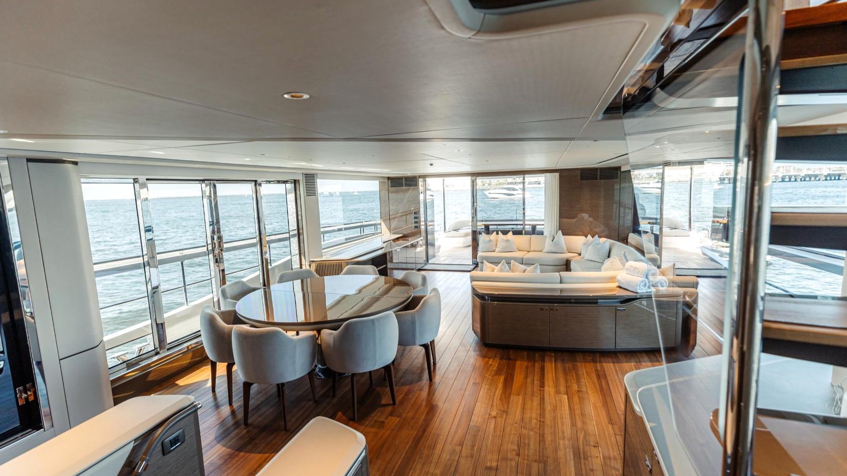 Foto 8: Princess 95X Super-flybridge