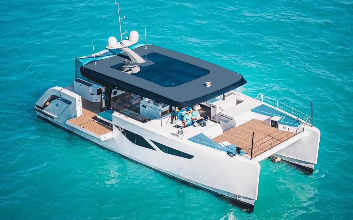 Catamaran Ozone (55 Fuß)