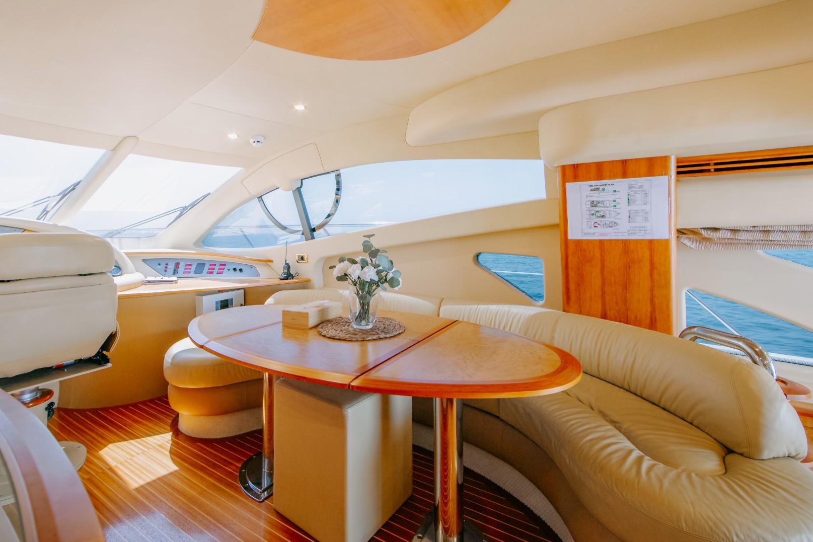 Foto 5: Azimut White Pearl