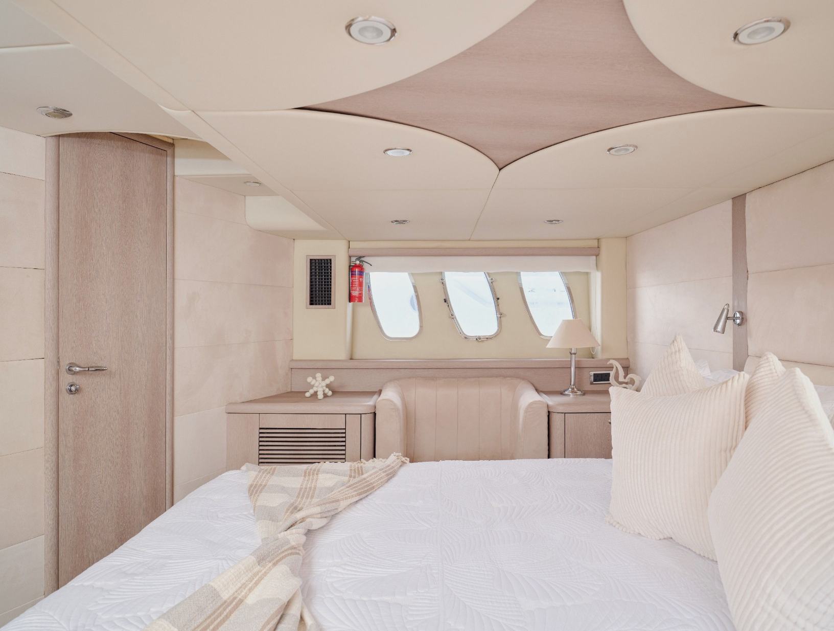 Foto 5: Sunseeker Satoshi