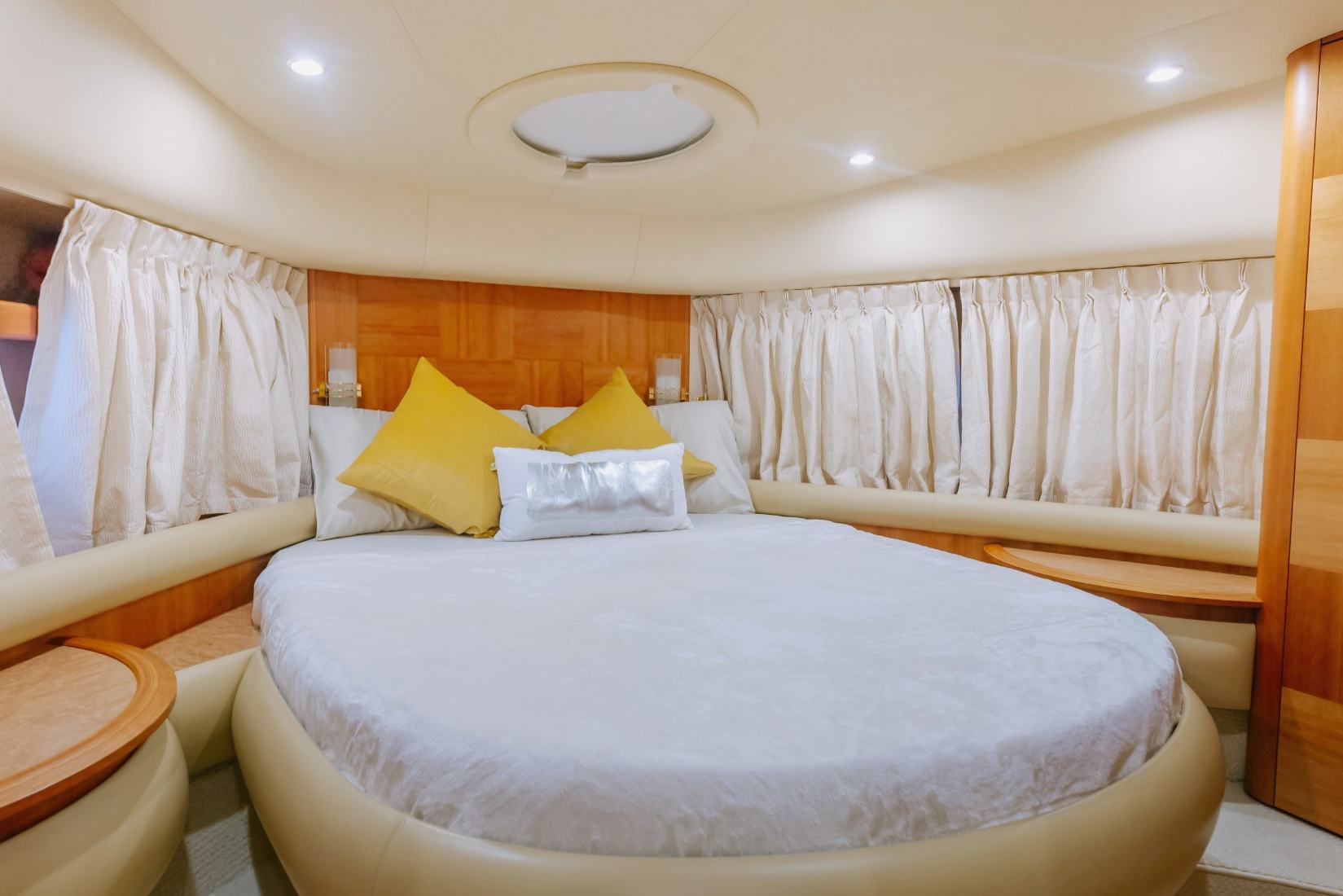 Foto 8: Azimut White Pearl