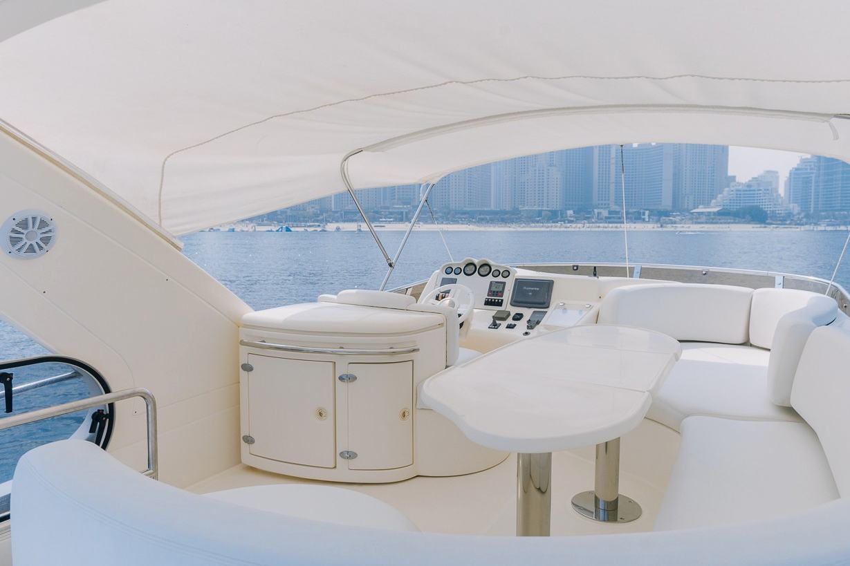 Foto 6: Azimut Monica