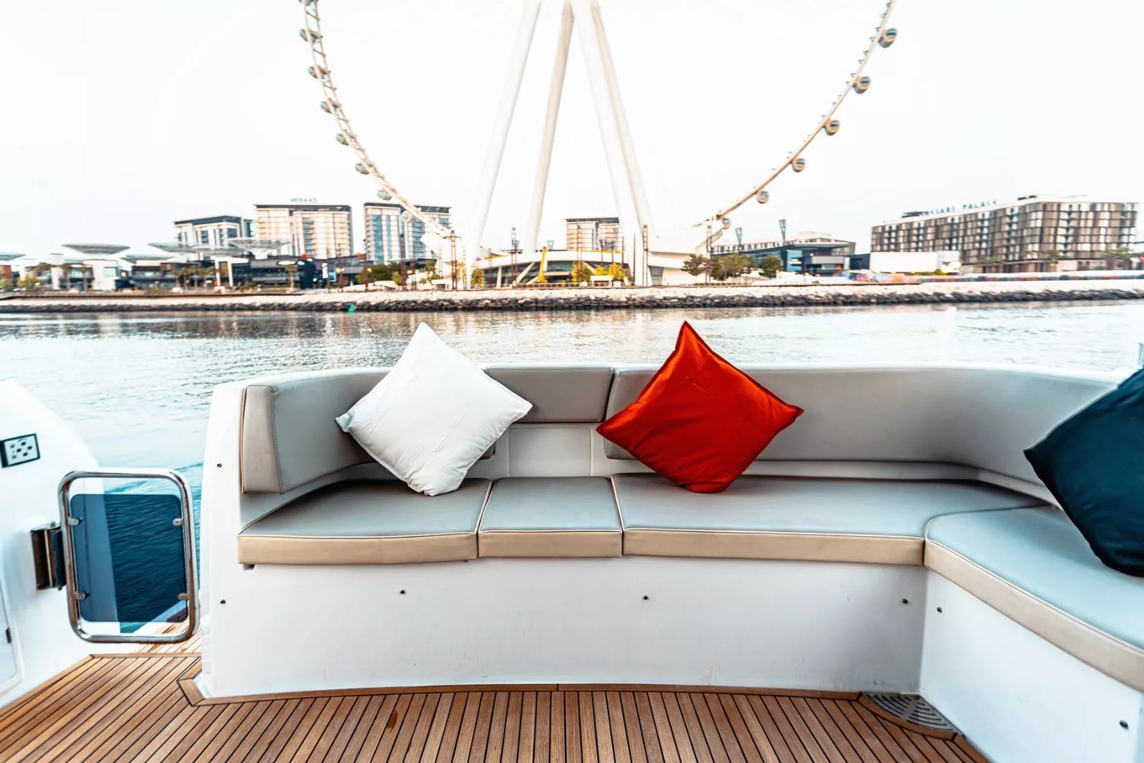 Foto 4: Azimut Magellano 43 Fuß