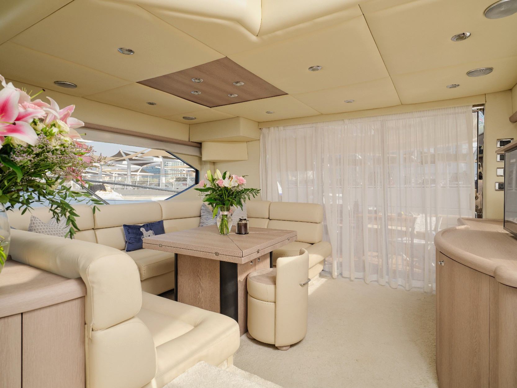 Foto 9: Sunseeker Satoshi