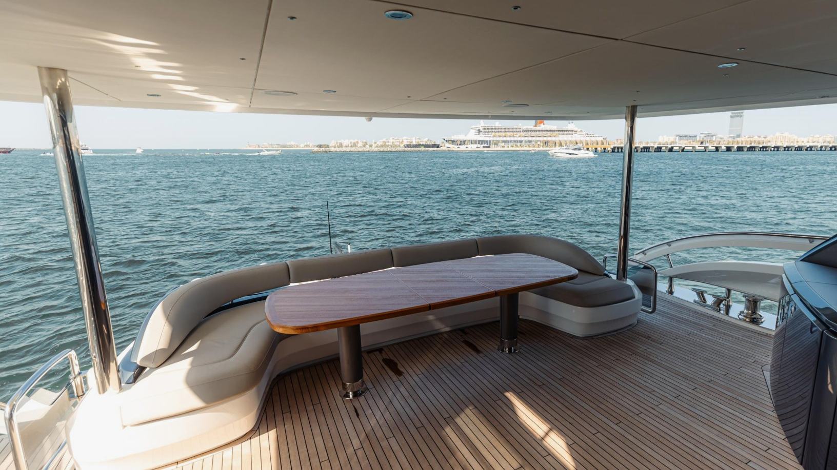 Foto 4: Princess 95X Super-flybridge