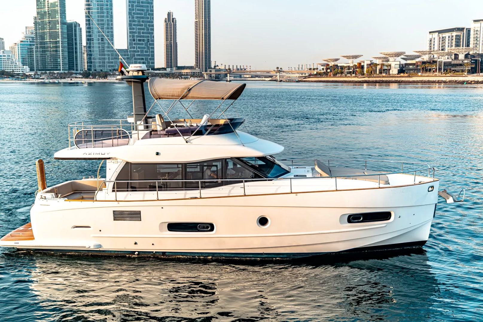 Foto 14: Azimut Magellano 43 Fuß