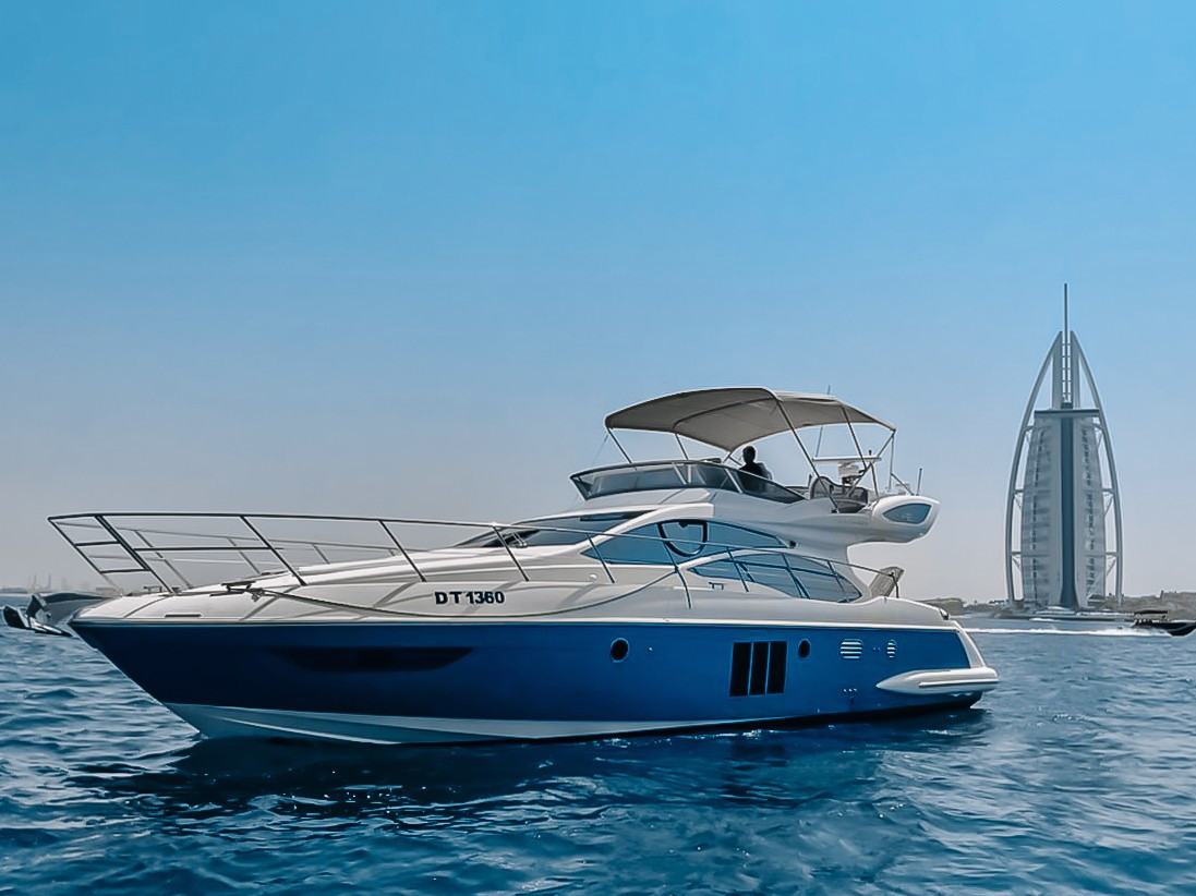 Foto 3: Azimut No Regrets
