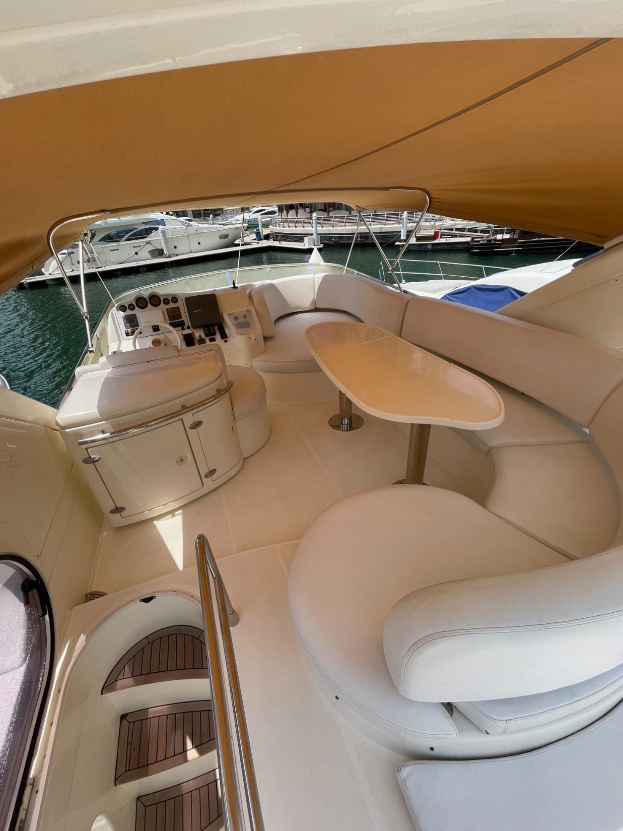 Foto 7: Azimut Grand Crew