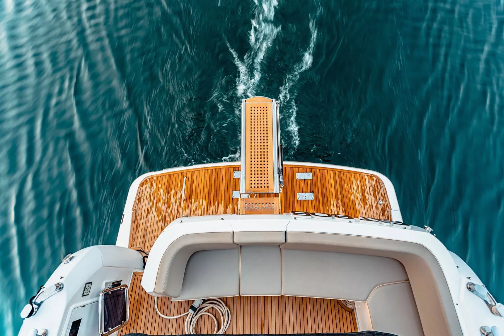 Foto 8: Azimut Magellano 43 Fuß