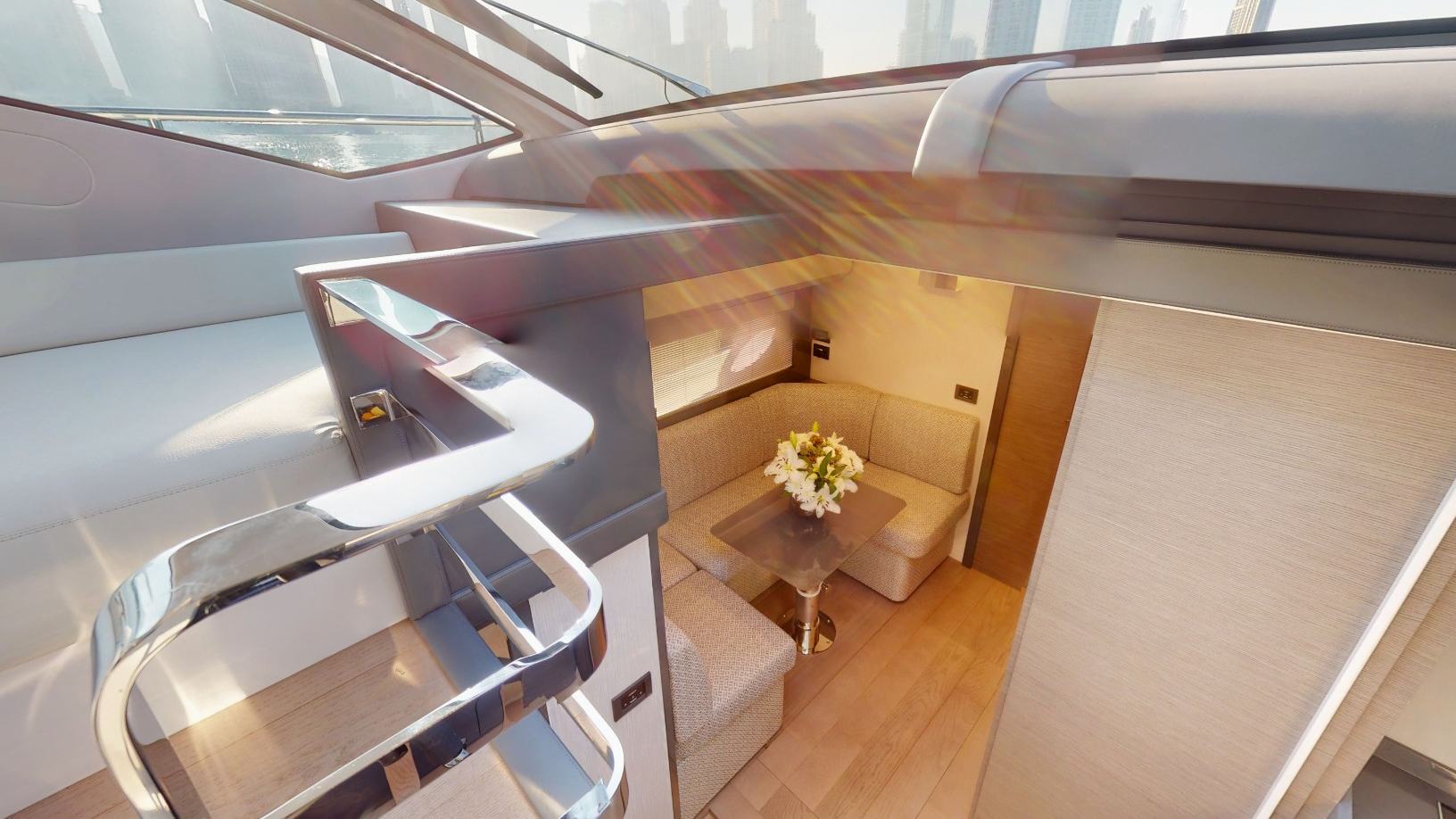 Foto 8: Pershing 5X Pearl White