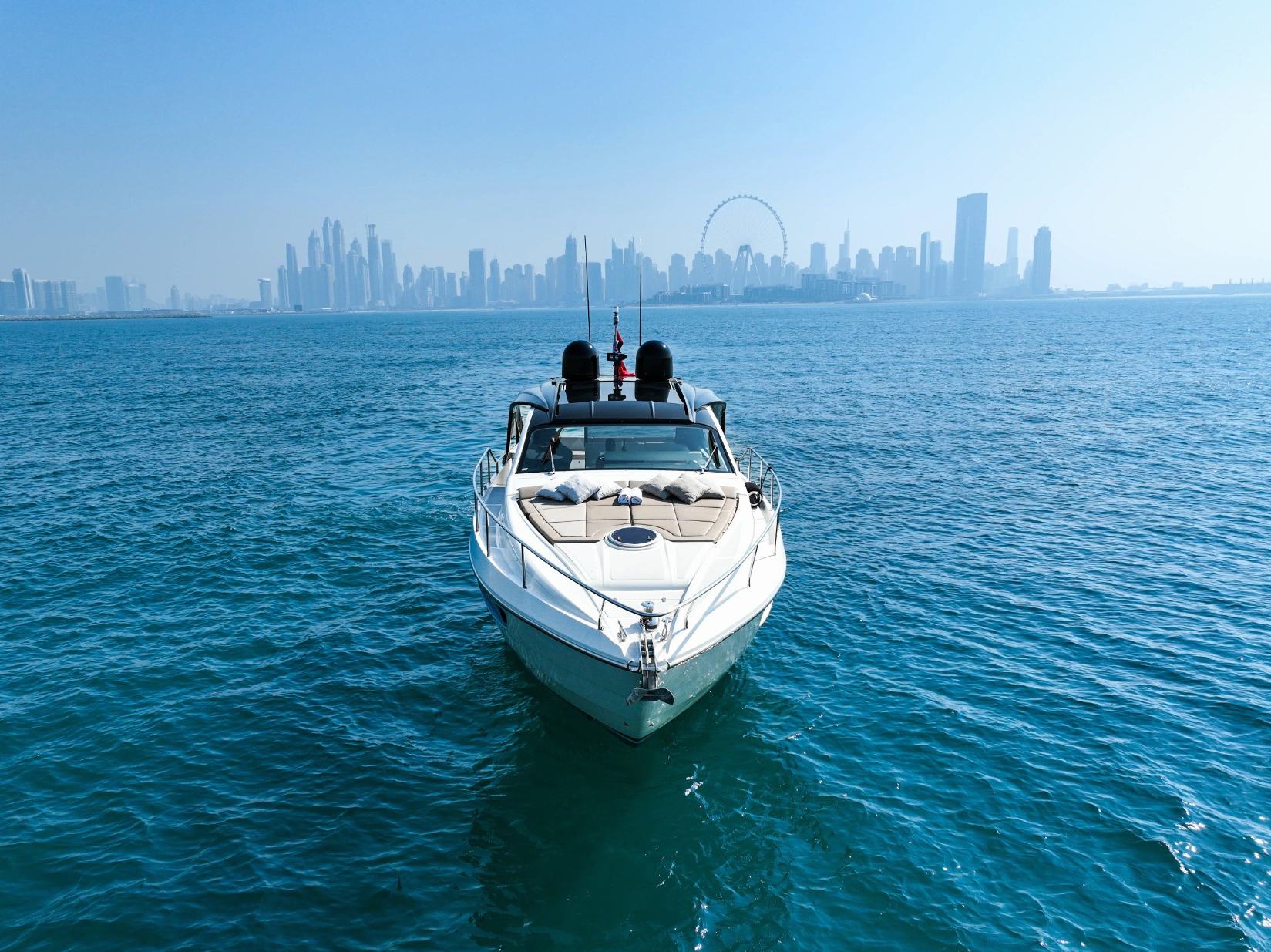 Foto 13: Pershing 5X Pearl White