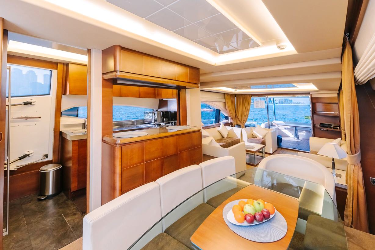Foto 7: Azimut Viktoria