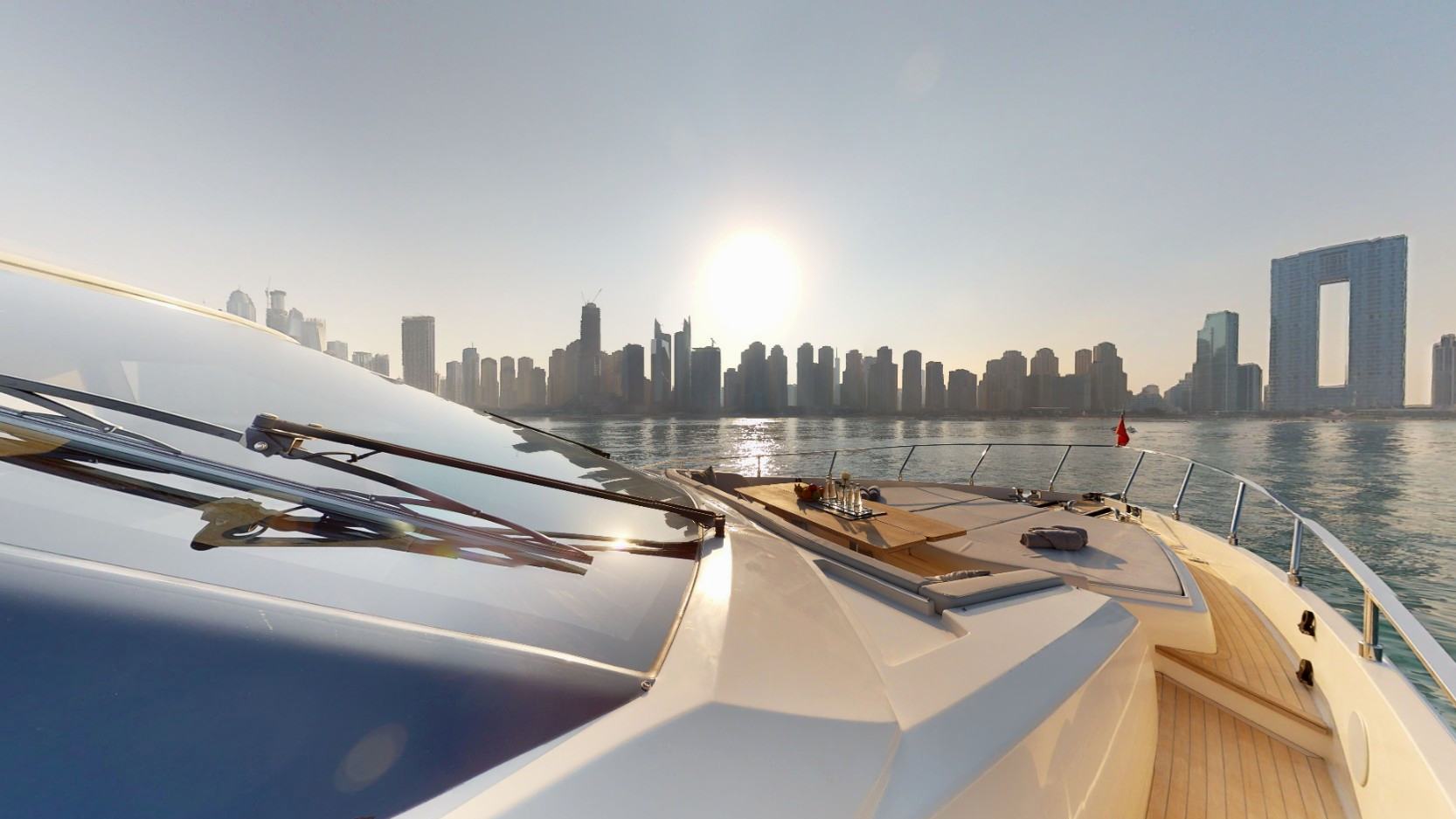 Foto 4: Ferretti 78 Fuß